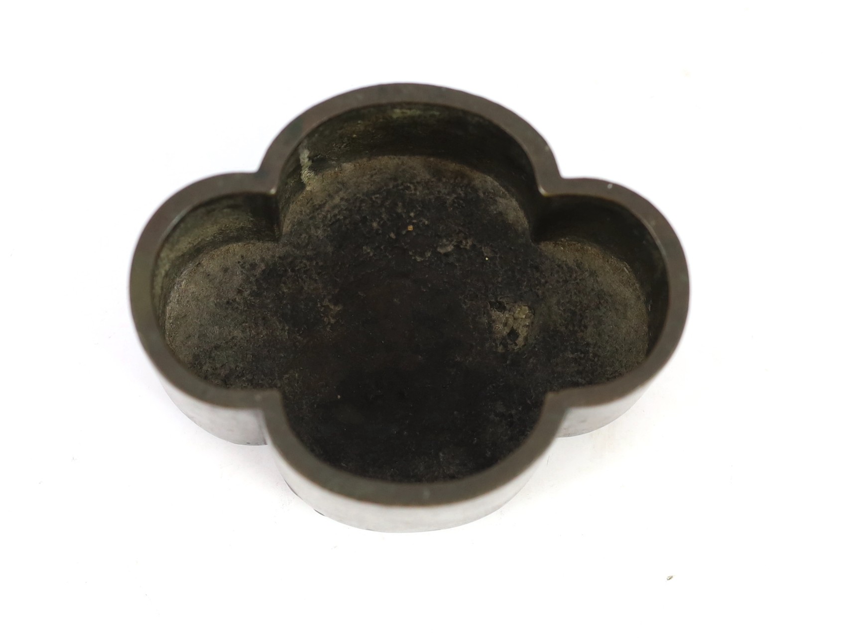 A Chinese quatrefoil shaped bronze censer, 17th/18th century, Qinxhu two character seal mark, 11.3cm wide